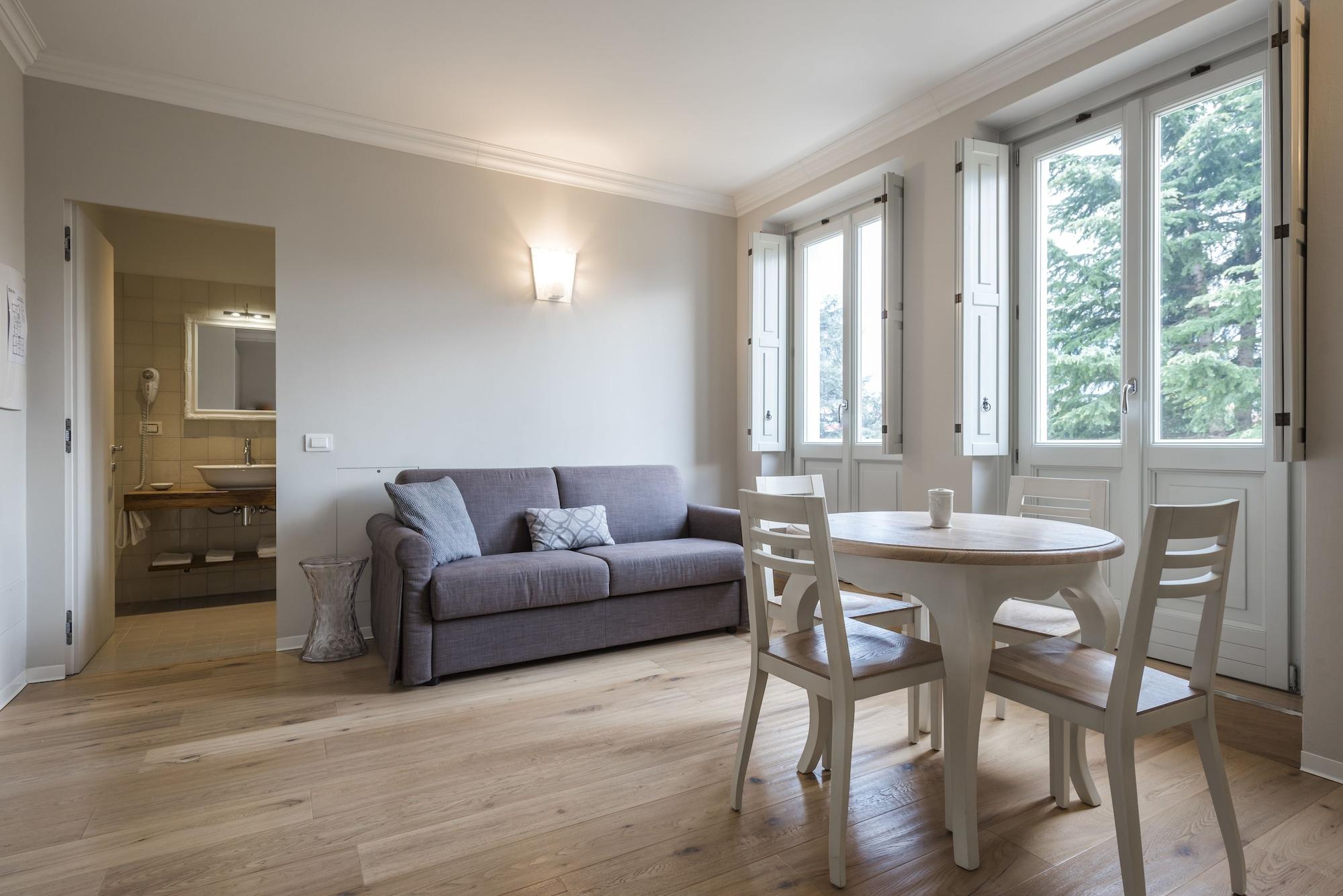 Italia Luxury And Aparthotel Arco