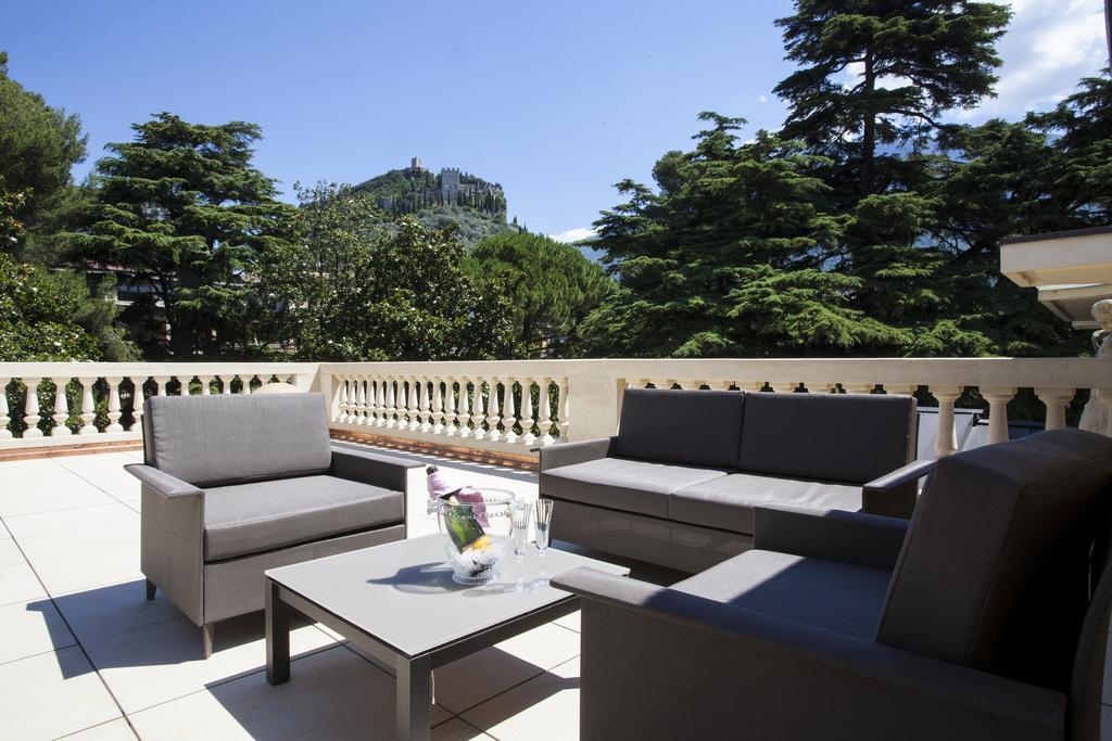 Italia Luxury Suites&apartments 3*